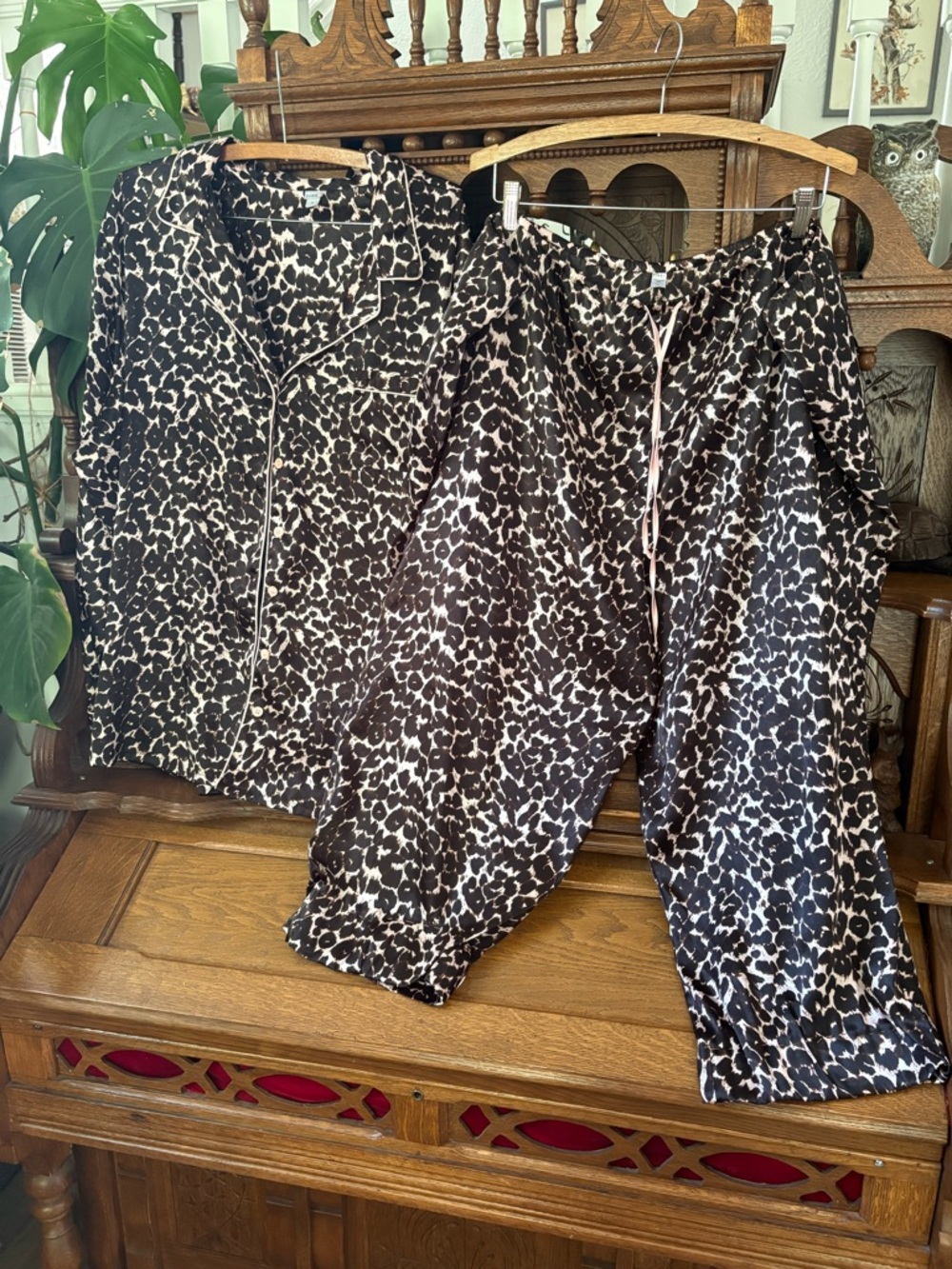 Victoria’s Secret Pink Leopard Print Two-Piece Sleep Set 3XL
